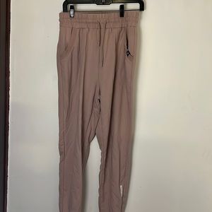 Gymshark Pale Pink Pippa Training Joggers Sweatpants Size Medium